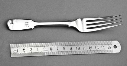 Cape Silver Dessert Fork - William Moore, showing error in Morrison and Heller